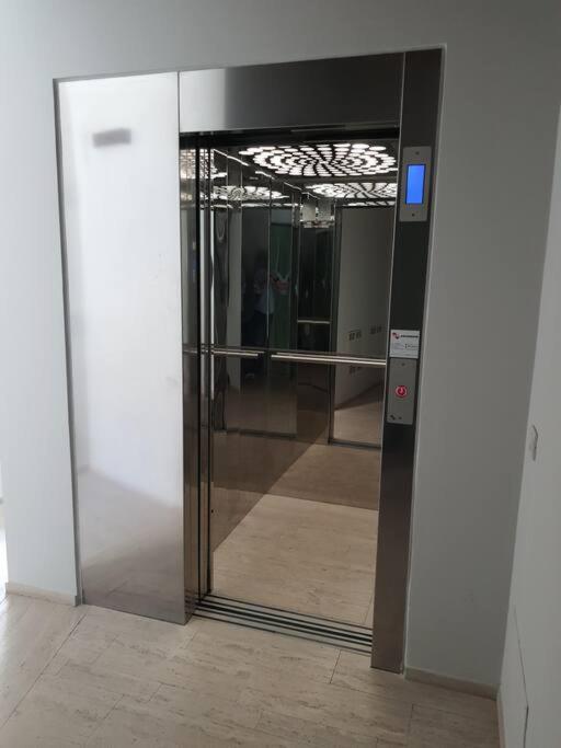 La Finestra Sul Porto Apartment Ancona Esterno foto